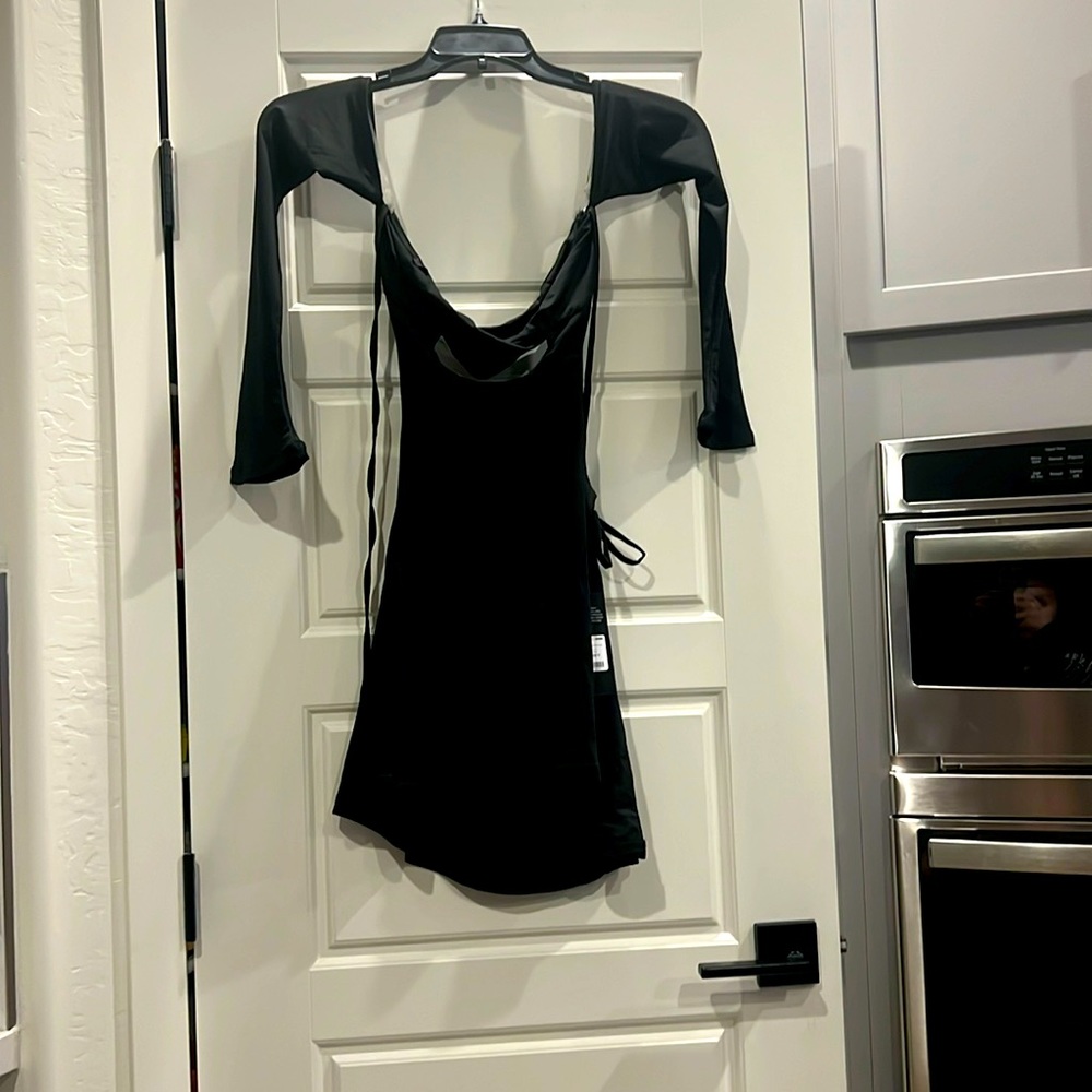 FASHION NOVE BLACK BACKLESS DRESS